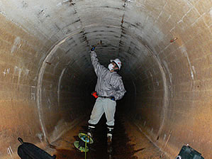 水路トンネルの調査・診断