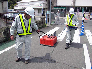 路面のひび割れ・陥没